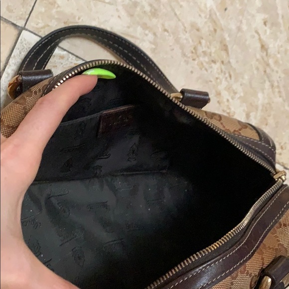 RARE Gucci Round Patent Bow Bag - Picture 8 of 8